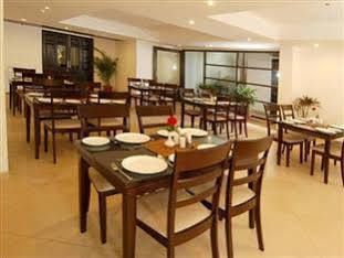 White Lotus Hotel Gurgaon Exterior photo