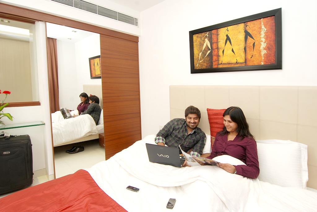 White Lotus Hotel Gurgaon Exterior photo